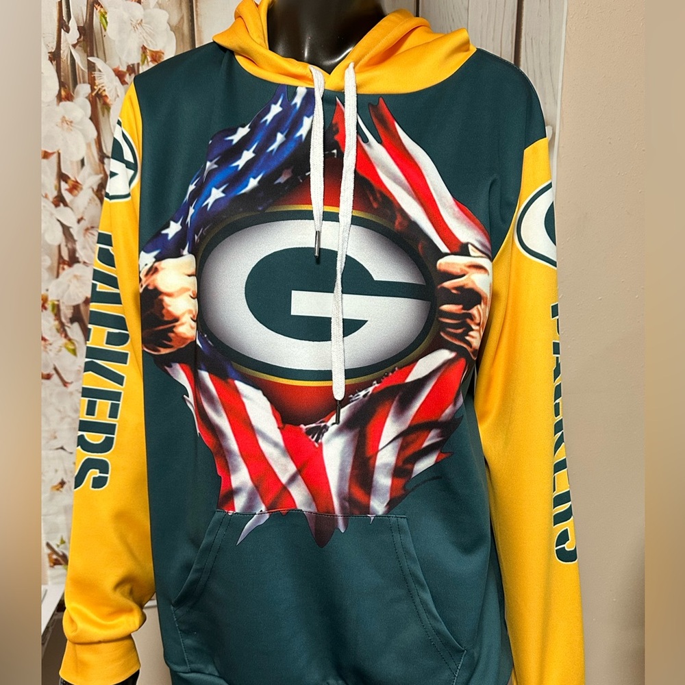 #0315 Green Bay Packers Hoodie Size M